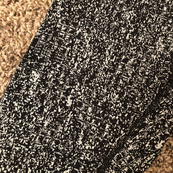 Lululemon Wunder Under Pant (Hi-Rise) - Picture 7 of 8